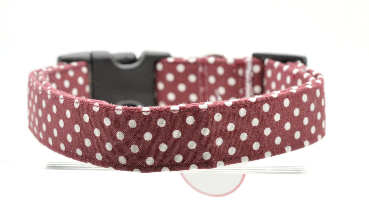 Red polka best sale dot collar